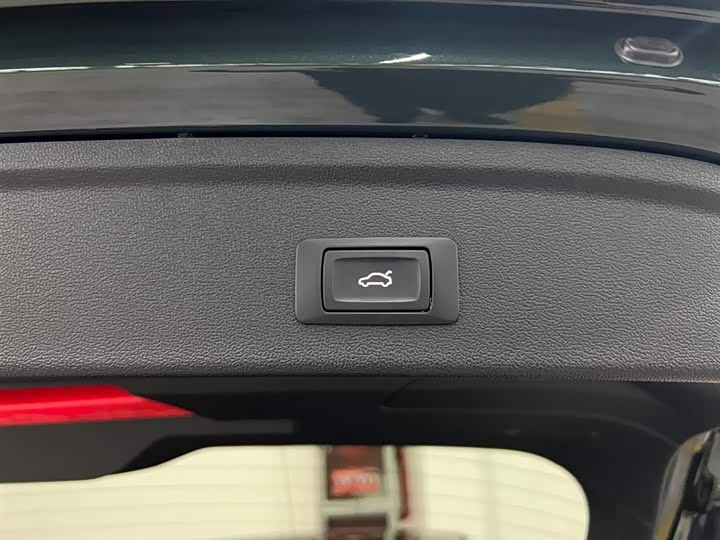 Фото 8 - Audi A3