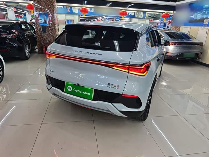 Фото 7 - BYD Yuan Plus