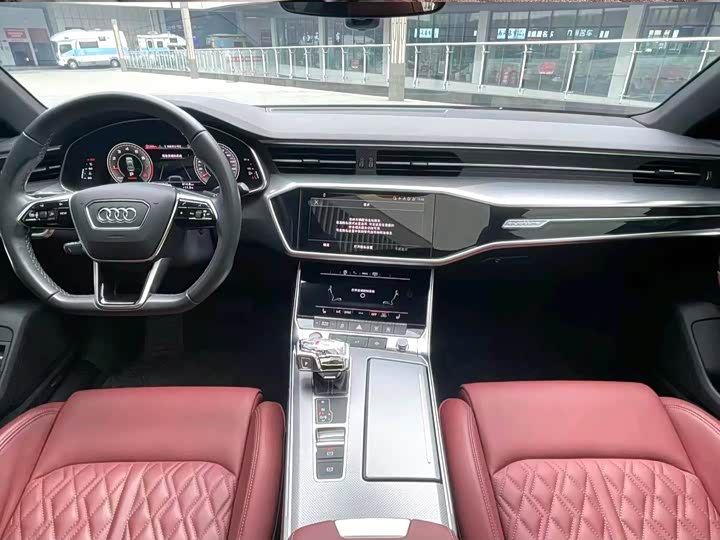 Фото 5 - Audi A7L