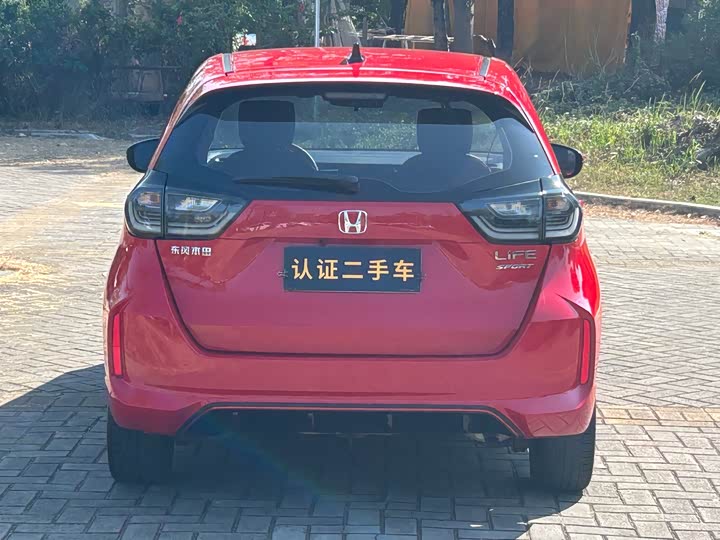 Фото 3 - Honda Life