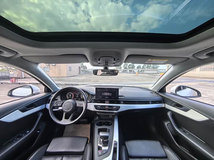 Фото 7 - Audi A4L