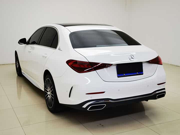 Фото 6 - Mercedes-Benz C-Class