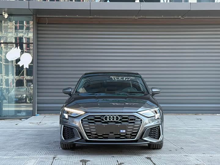 Фото 2 - Audi A3