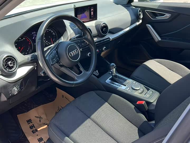Фото 4 - Audi Q2L