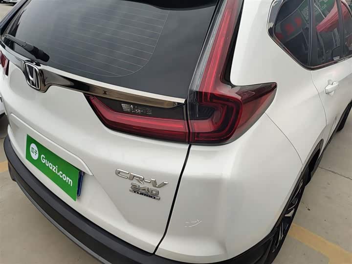 Фото 8 - Honda CR-V