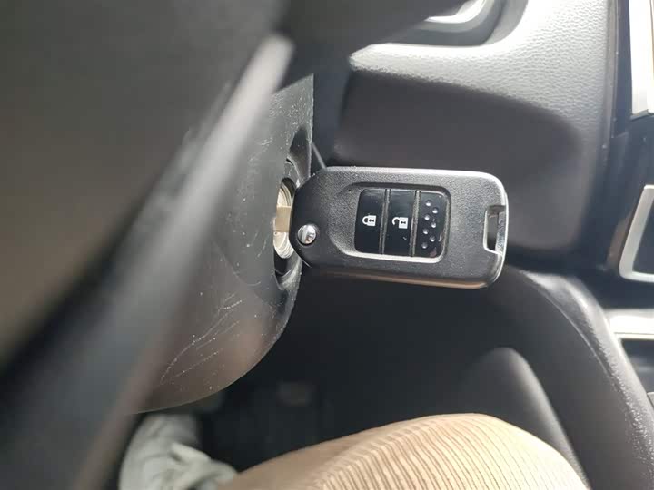 Фото 9 - Honda CR-V