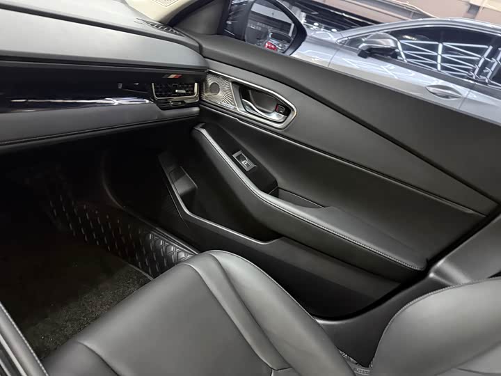 Фото 9 - Honda Inspire