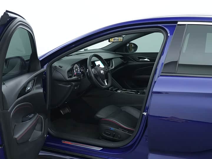 Фото 7 - Buick Regal