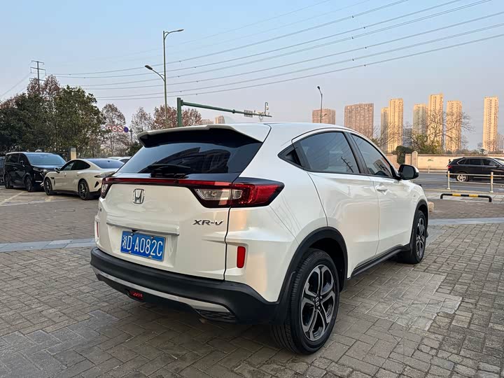 Фото 7 - Honda XR-V
