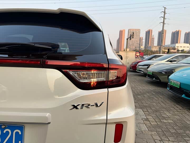 Фото 8 - Honda XR-V