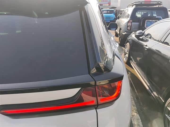 Фото 8 - Honda Breeze