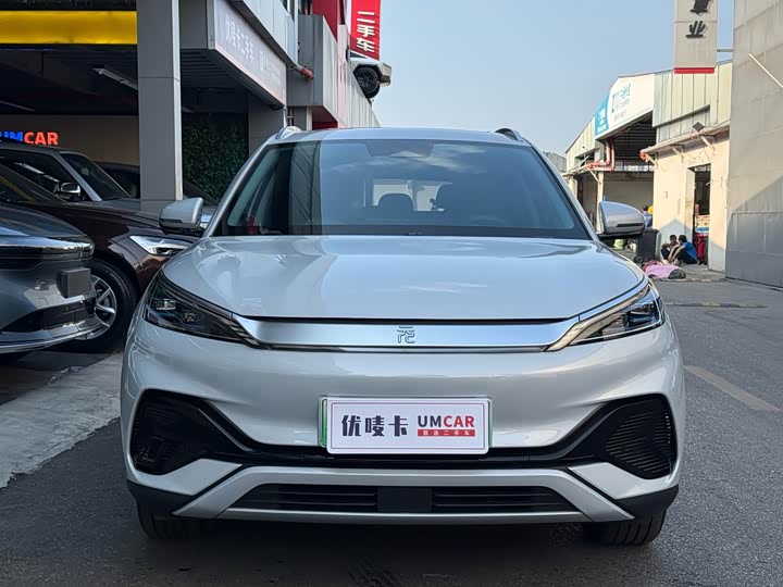 Фото 2 - BYD Yuan Plus