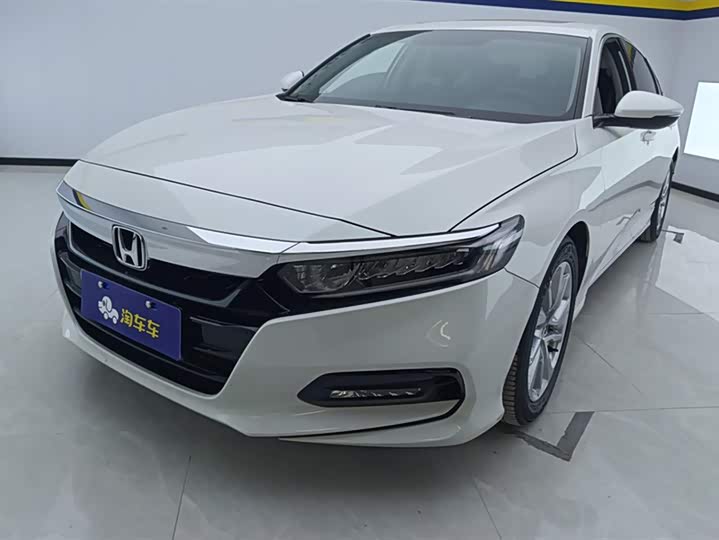 Фото 5 - Honda Accord