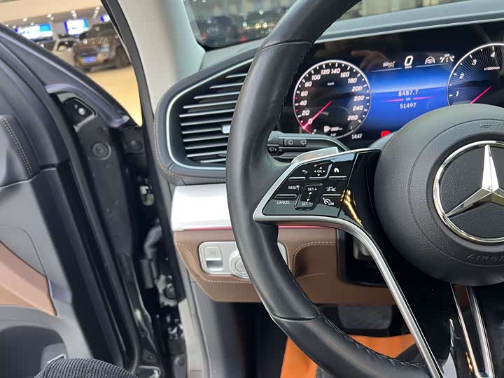 Фото 7 - Mercedes-Benz GLE-Class