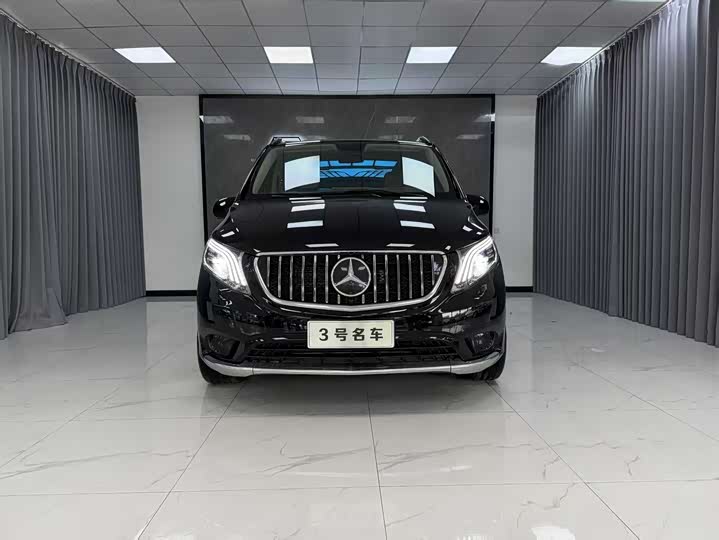 Фото 1 - Mercedes-Benz Vito