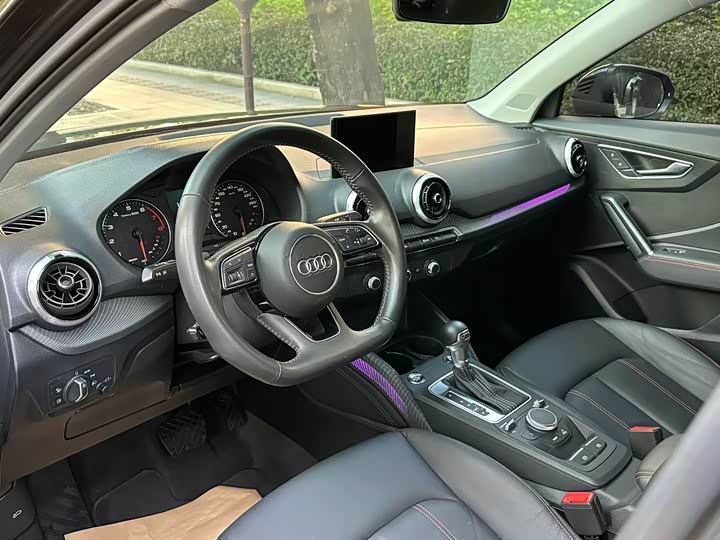 Фото 4 - Audi Q2L