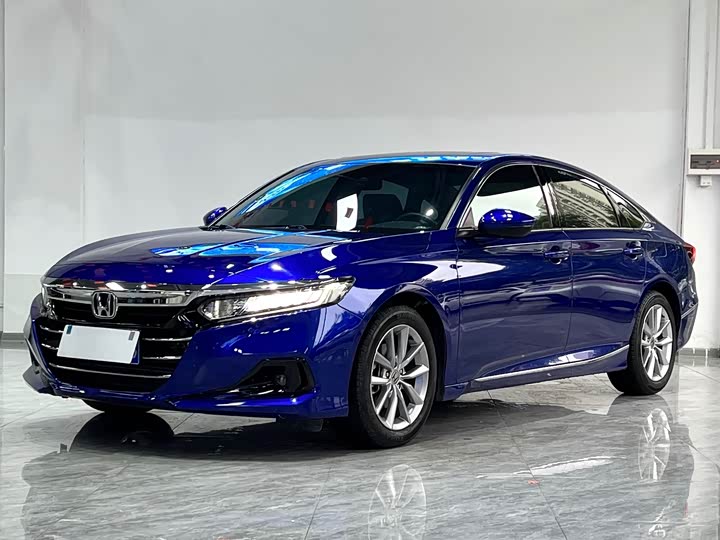 Фото 1 - Honda Accord