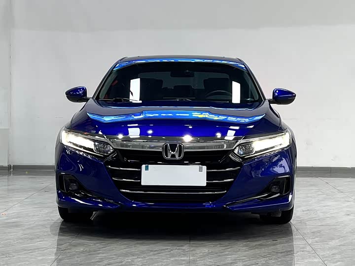 Фото 2 - Honda Accord