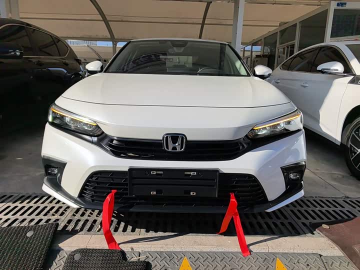 Фото 3 - Honda Civic