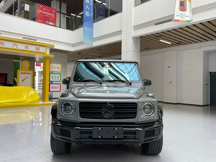 Фото 2 - Mercedes-Benz G-Class