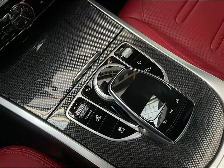 Фото 9 - Mercedes-Benz G-Class