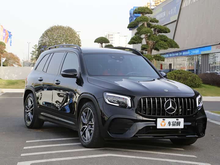 Фото 3 - Mercedes-Benz GLB-Class AMG