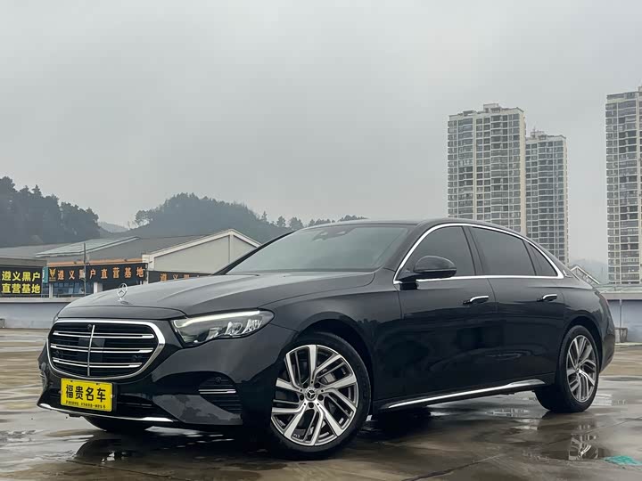 Фото 1 - Mercedes-Benz E-Class