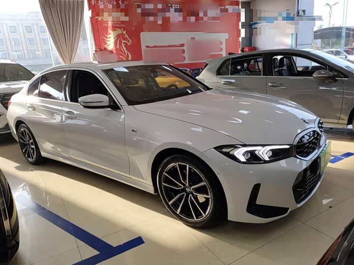 Фото 4 - BMW 3 Series