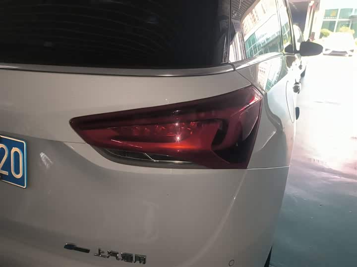 Фото 8 - Buick GL6