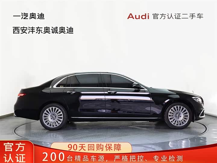 Фото 3 - Mercedes-Benz E-Class