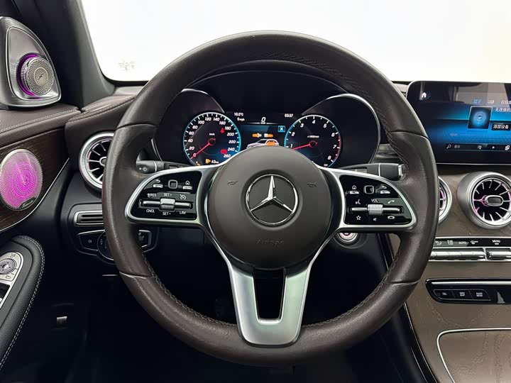 Фото 9 - Mercedes-Benz GLC-Class