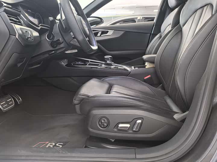 Фото 7 - Audi A4L