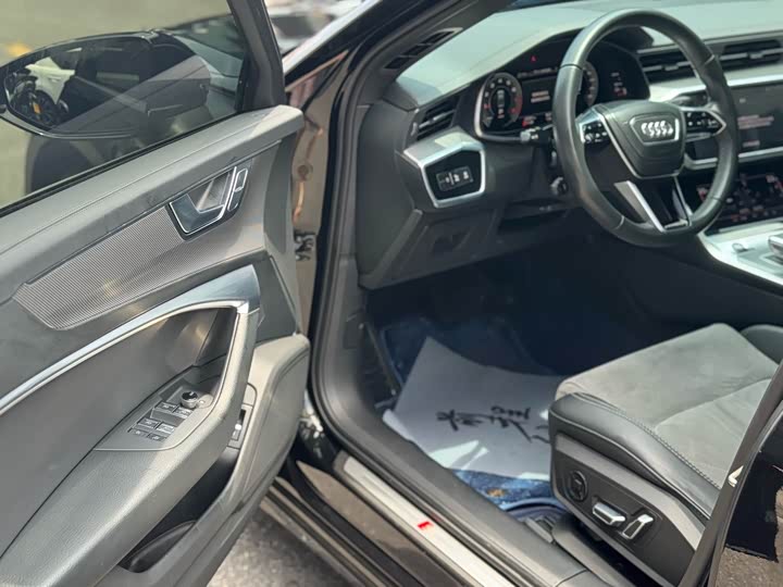 Фото 3 - Audi A6L