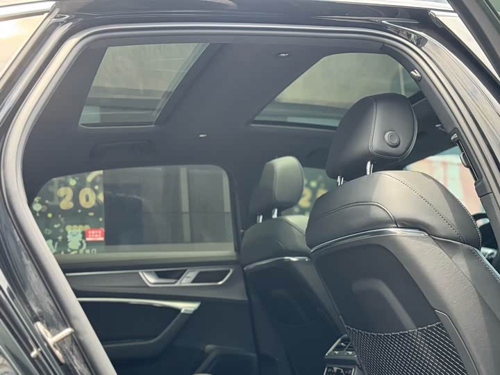 Фото 9 - Audi A6L