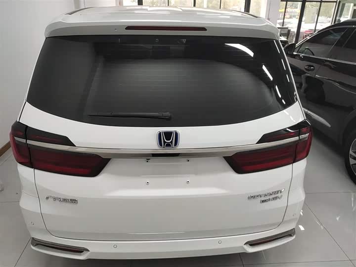 Фото 6 - Honda Odyssey