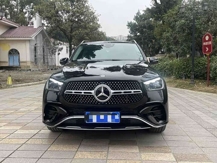 Фото 1 - Mercedes-Benz GLE-Class