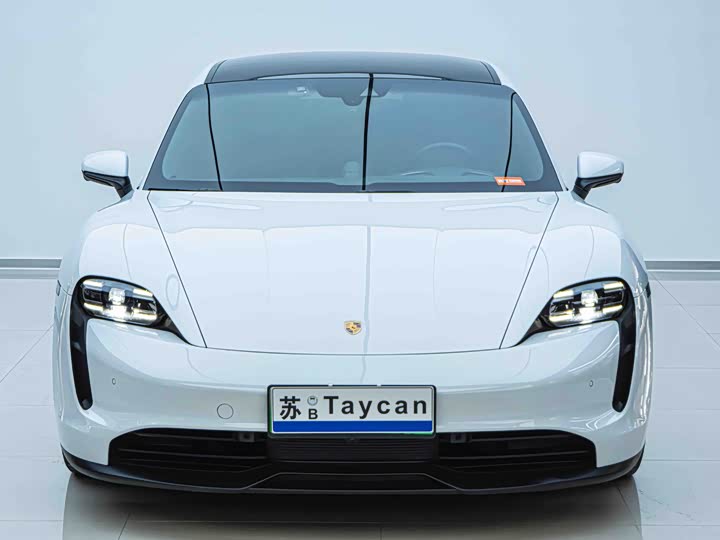 Фото 2 - Porsche Taycan