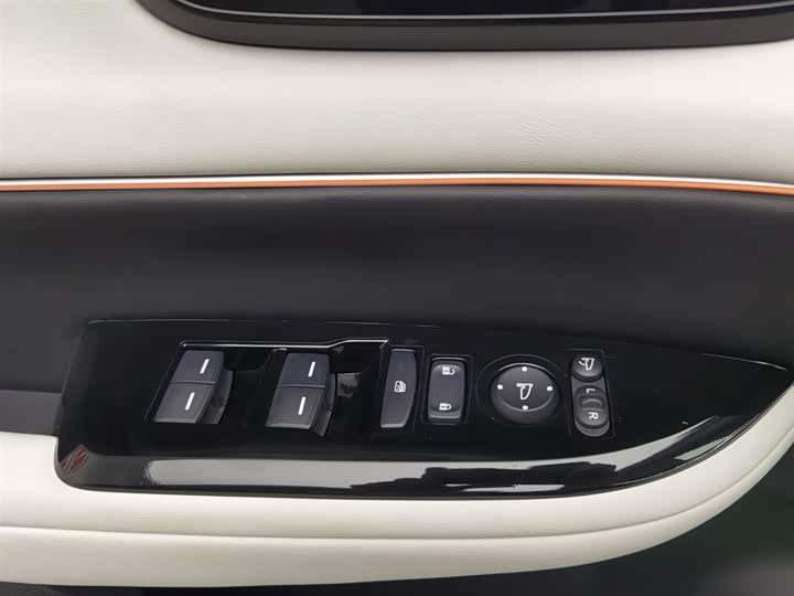 Фото 9 - Honda e:NS2