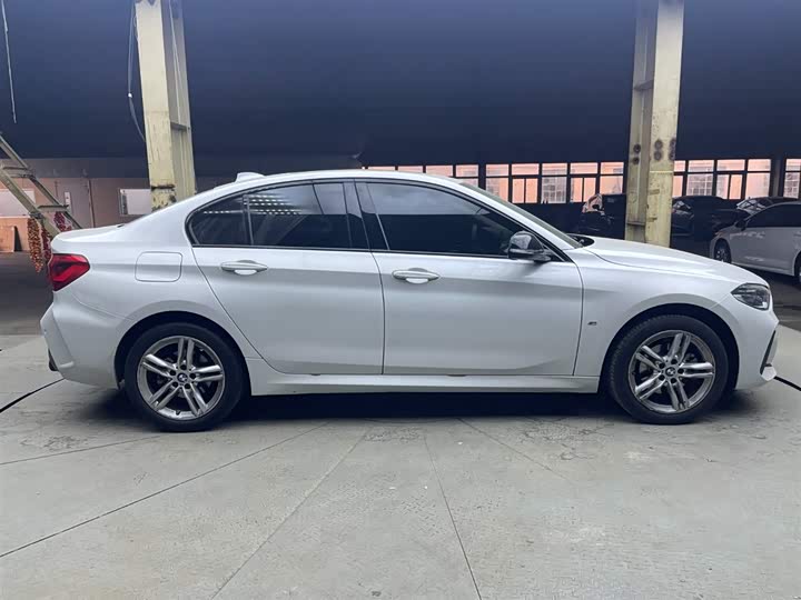 Фото 4 - BMW 1 Series