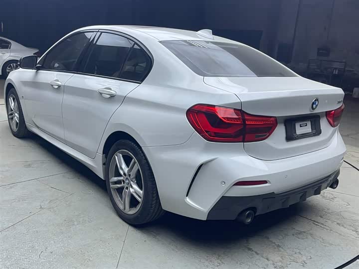 Фото 7 - BMW 1 Series