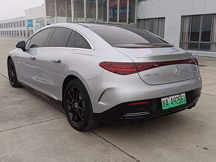 Фото 4 - Mercedes-Benz EQE