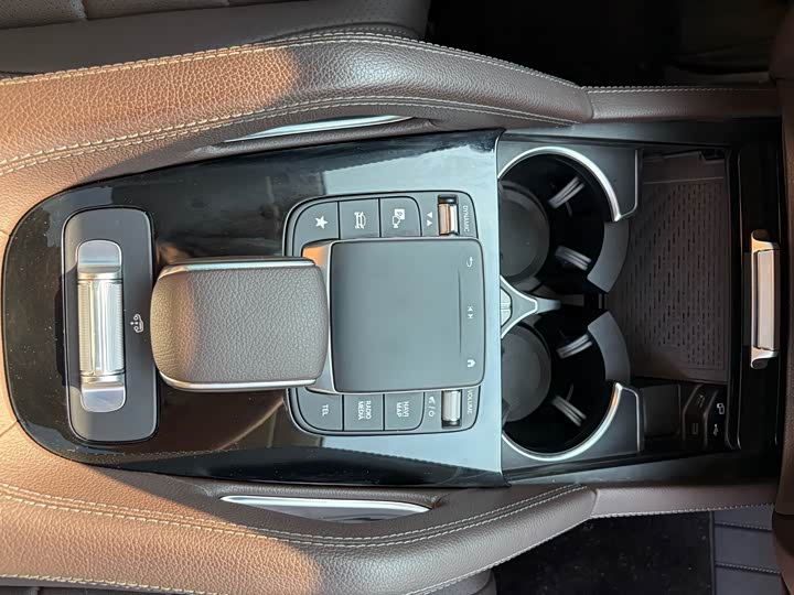 Фото 9 - Mercedes-Benz GLS-Class