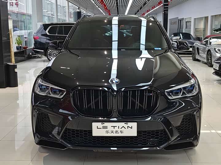 Фото 3 - BMW X5 M