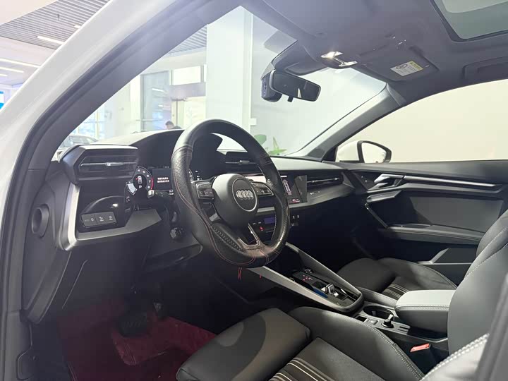 Фото 9 - Audi A3