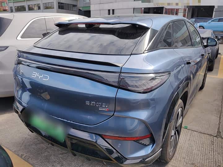 Фото 7 - BYD Sea Lion 07 EV