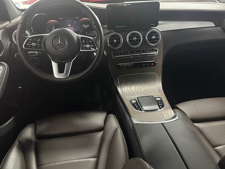 Фото 5 - Mercedes-Benz GLC-Class