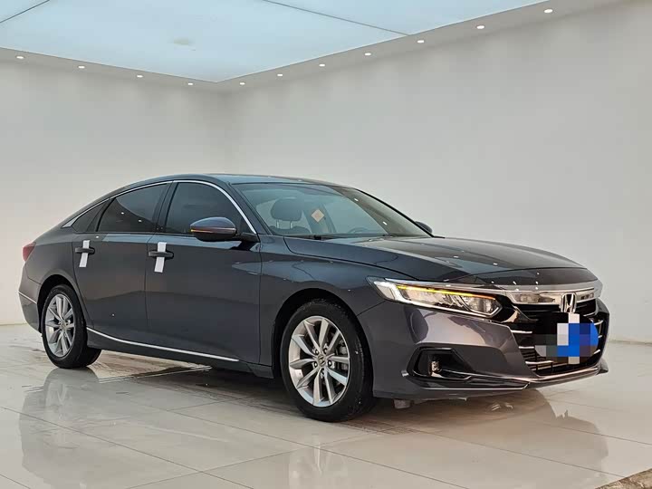 Фото 3 - Honda Accord