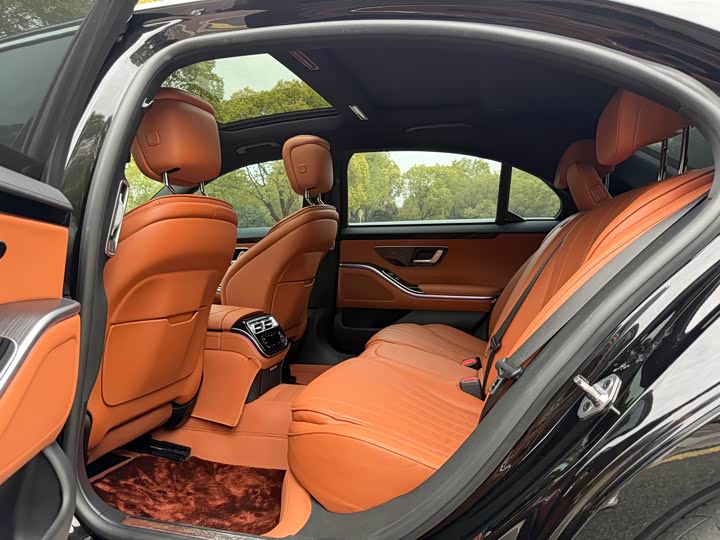 Фото 5 - Mercedes-Benz S-Class