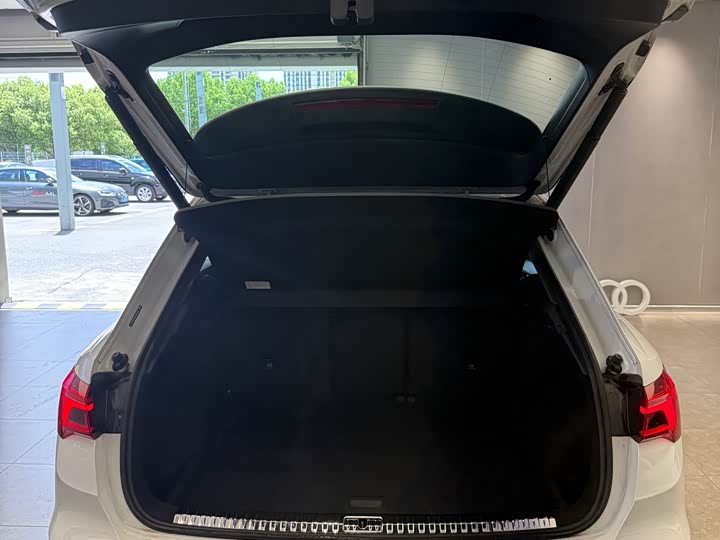 Фото 5 - Audi Q3