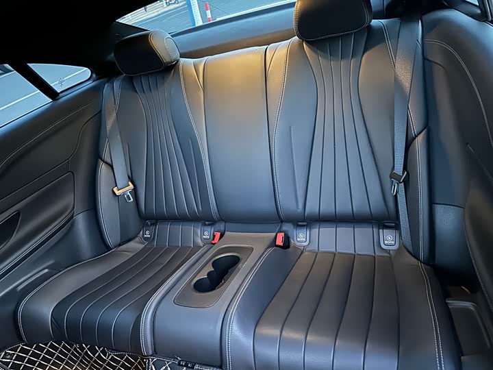 Фото 6 - Mercedes-Benz E-Class